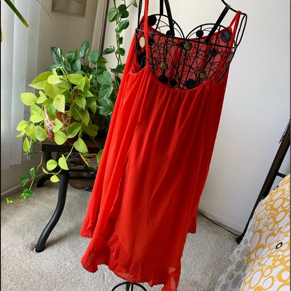 Dress - Picture 2 of 4